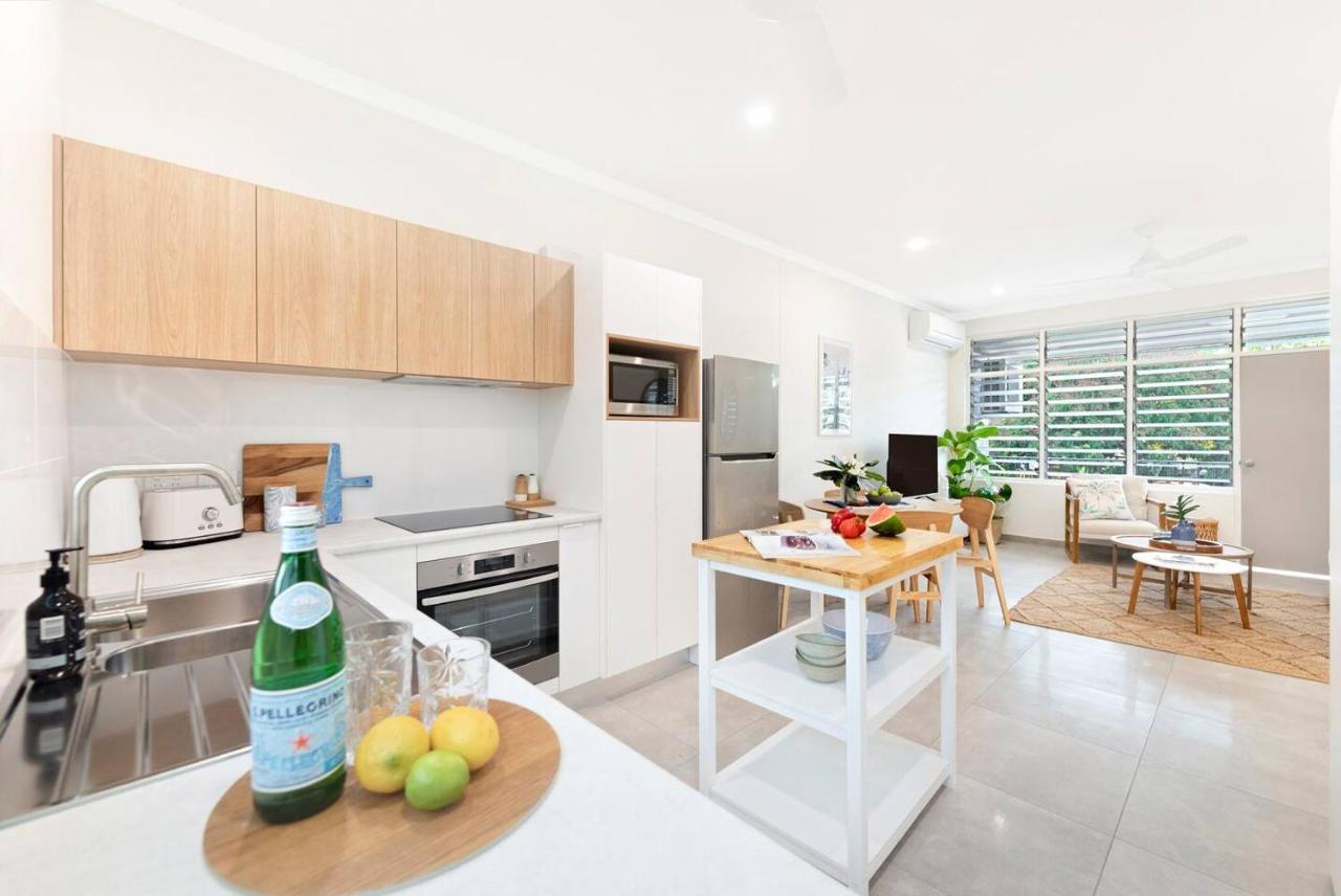 'Botanica Hoja' A Nightcliff Balcony Refresh Appartement Darwin Buitenkant foto